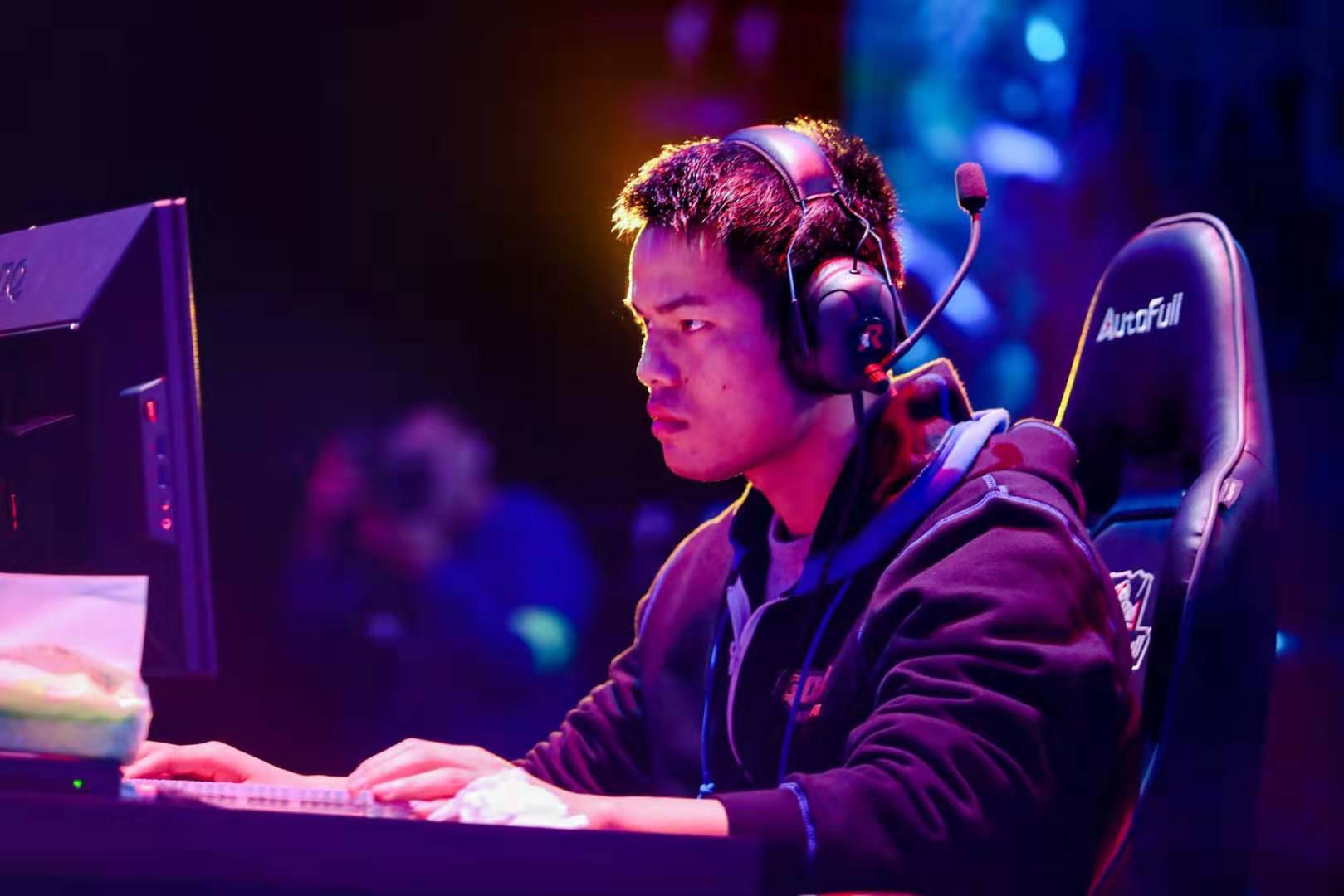 勇士面对马 勇士面对马